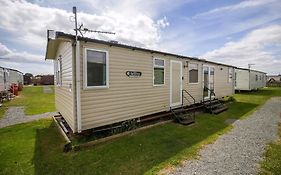 Beautiful Caravan Located In Mablethorpe In Skegness Ref 56033L